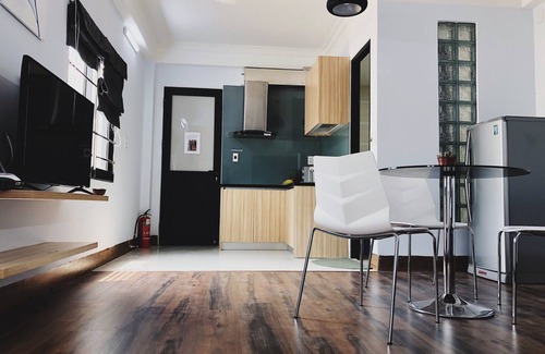 Hai Chau Apartment | /EGGHOME Vietnamese house in tranquil neighborhood