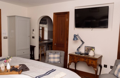 Stockbridge Cottage | EGREMONT RUSSET, THE APPLE ROOMS, pet friendly in Stockbridge