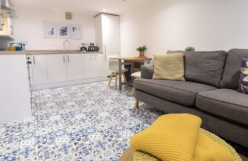 Cullen Cottage | EIDER COTTAGE, pet friendly, character holiday cottage in Cullen