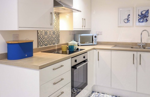 Cullen Cottage | EIDER COTTAGE, pet friendly, character holiday cottage in Cullen