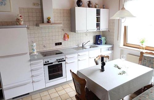 Oberstadtfeld Apartment | Eifel Garden Hideaway