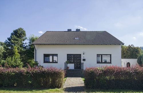 Hasenfeld House | Eifel - holiday with family + friends: big house, terrace, wonderful location