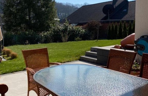 Hasenfeld Hotel | Eifelblümchen