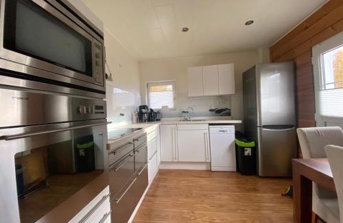 Meiserich Ski Chalet | EIFELCOTTAGE Zaunkönig