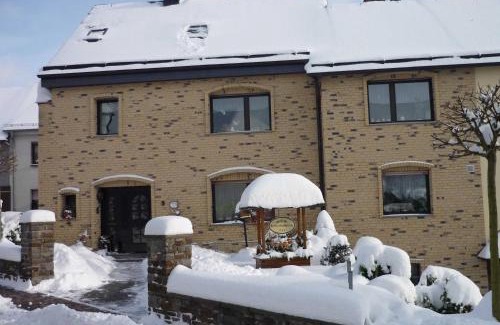 Bereborn Apartment | Eifelferienwohnungen "Familie Saxler"