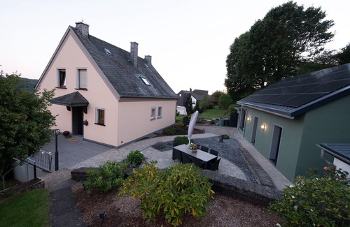 Pruem House | Eifellodge am Roten Sandberg