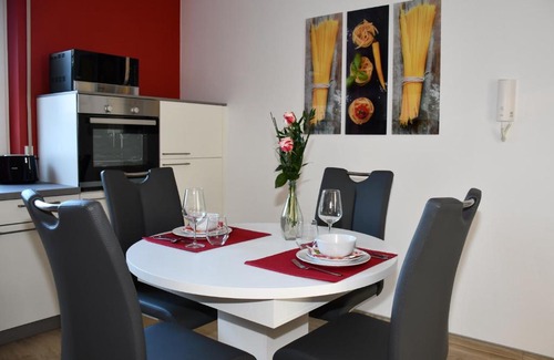 Konzen Apartment | Eifellounge