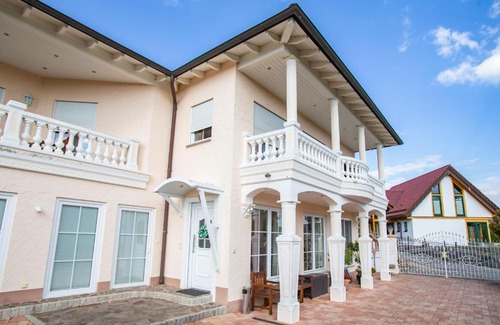 Adenau Villa | Eifelpalace SB5 am Nürburgring