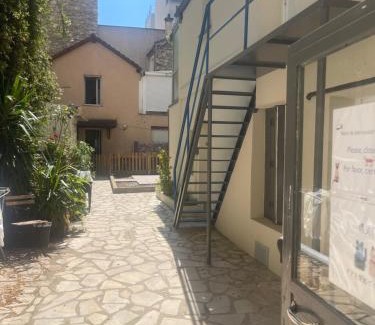 Quartier de Javel Apartment | Eiffel Tour Cosy Jade