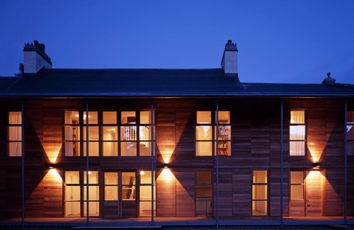 Foss Apartment | Eight bedroom house set in breathtaking scenery