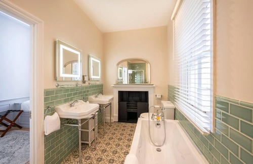 Bath City Centre Hotel | Eight