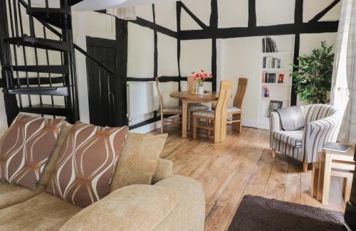 Hereford House | Eightlands