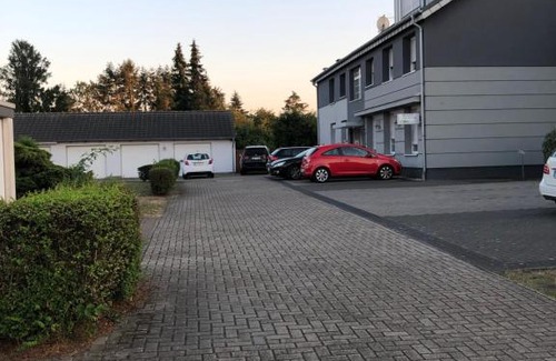 Friedrichsfeld Apartment | Eine helle, geräumige Wohnung