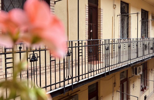 Corvin negyed Apartment | Eine Schöne Kleine Wohnung im Zentrum von Budapest