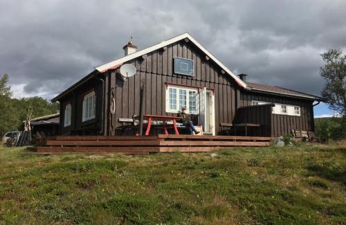 Hol House | Einsetlie by Norgesbooking - cabin by Hallingskarvet