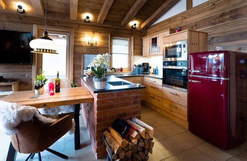 Rabenstein Apartment | Einzigartige Ferienhütte mit Eigenem Wellnessbereich