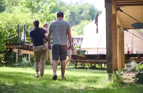 Bad Rodach Apartment | Einzigartiges Glampingzelt im Wald