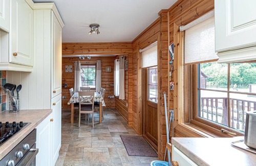 Menai Bridge Cottage | Eirianfa - a scandinavian lodge that sleeps 6 guests in 3 bedrooms