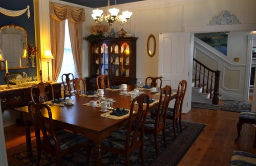 Neffsville Bed & Breakfast | EJ Bowman House Bed & Breakfast