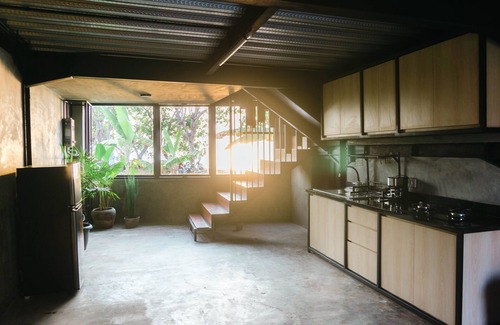 Banyuasri Villa | EJ House
