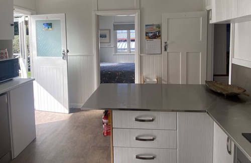 Clarence City Council House | EJ'S Beachouse