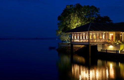 Polonnaruwa Resort | EKHO Lake House - From Colonial Bungalow to Royal Retreat