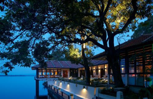 Polonnaruwa Resort | EKHO Lake House - From Colonial Bungalow to Royal Retreat