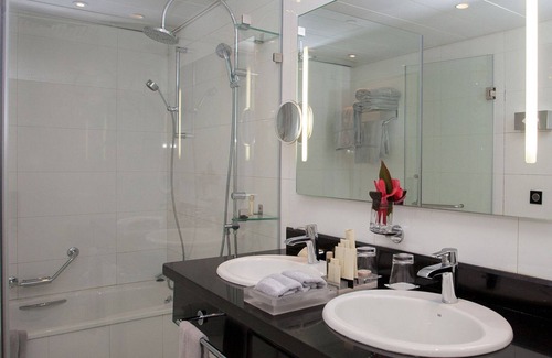 Ofin Hotel | Eko Hotel Signature
