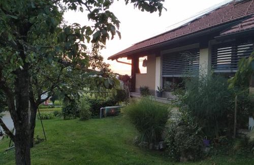 Lipsenj Apartment | Eko kmetija Gerbec