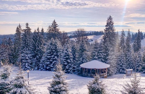 Roztoky Resort | Eko-kurort Khutir Tyhyi