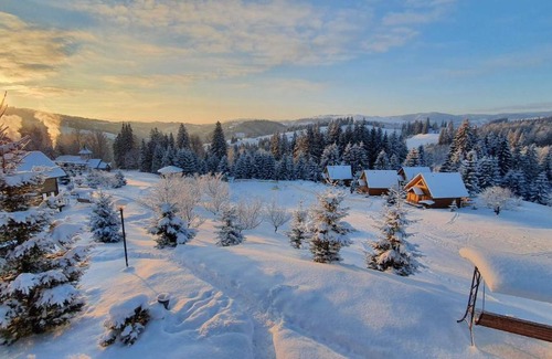 Roztoky Resort | Eko-kurort Khutir Tyhyi