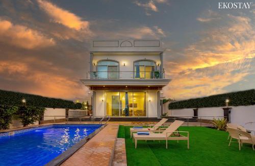Atvan Villa | Ekostay Cliffside Villa I Mountain View