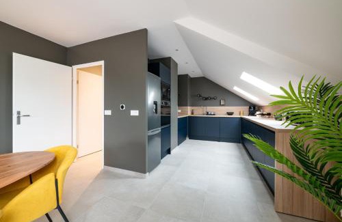 Saint-Germain-sur-Morin Apartment | Elégance Contemporaine