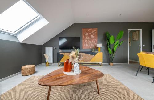 Saint-Germain-sur-Morin Apartment | Elégance Contemporaine
