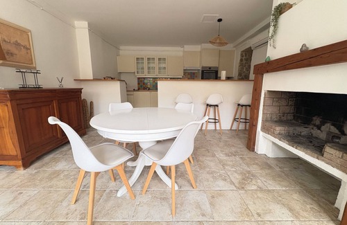 Vendres Villa | Elégante Demeure au Milieu du Domaine de La Yole, Chez Elo