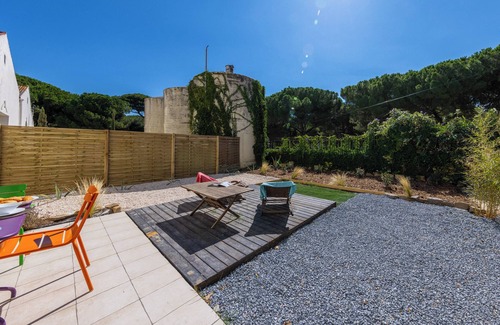 Vendres Villa | Elégante Demeure au Milieu du Domaine de La Yole, Chez Elo