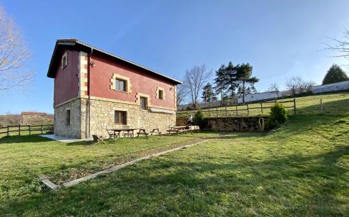Las Rozas de Valdearroyo House | El Balcón de Las Rozas