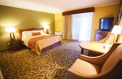 St. Helena Hotel | El Bonita Motel