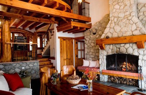 Villa La Angostura Hotel | El Bosque by DOT Tradition