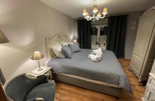 Thy-le-Chateau Bed & Breakfast | El Bre du Faubourg