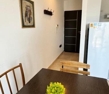 Puerto Madryn Apartment | El Cairo 10