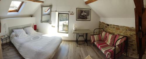Flavin House | El Camino