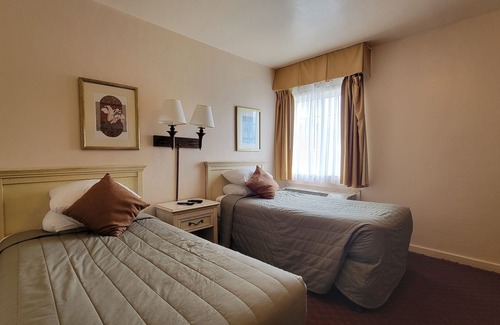 Daly City Hotel | El Camino Inn