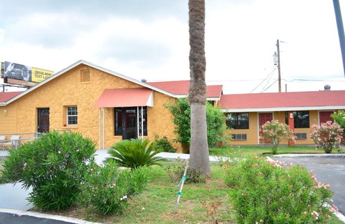 Beeville Hotel | El Camino Motel