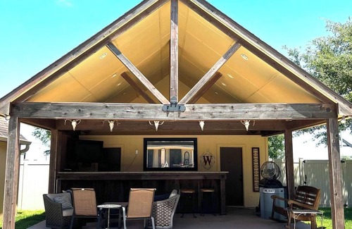 Danevang House | El Campo Vacation Home