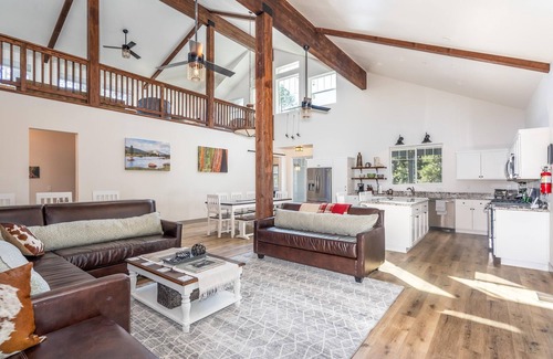 Yosemite West House | El Capitan Loft