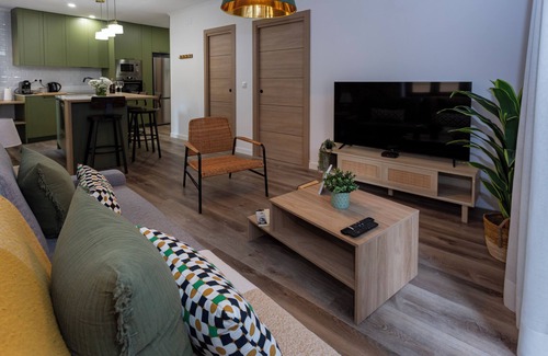 Barrio del Carmen Apartment | El Carmen, Valencia, 2nd floor with elevator, new apartment.