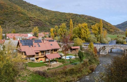 Boca de Huergano House | El Casar del Puente