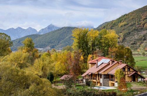 Boca de Huergano House | El Casar del Puente