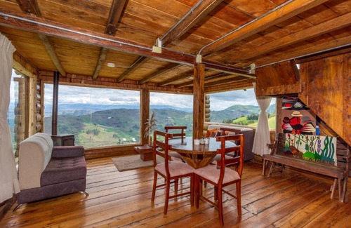 Banos de Agua Santa Bed & Breakfast | El Cedro Soñado